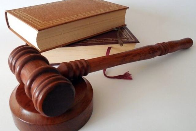 Identifying Signs of Overtime Misclassification